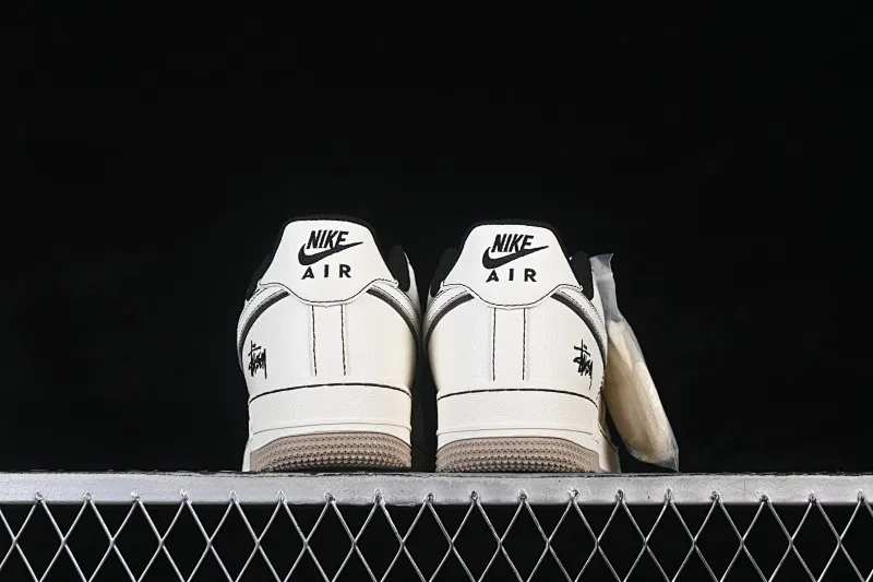 All categories Nk Air Force 1 Air Force series Nk Air Force 1 Low Air Force low-top Nike Air Force 1'07 Low Hand-painted style Air Force 1 low-top casual sneakers MM3399-819